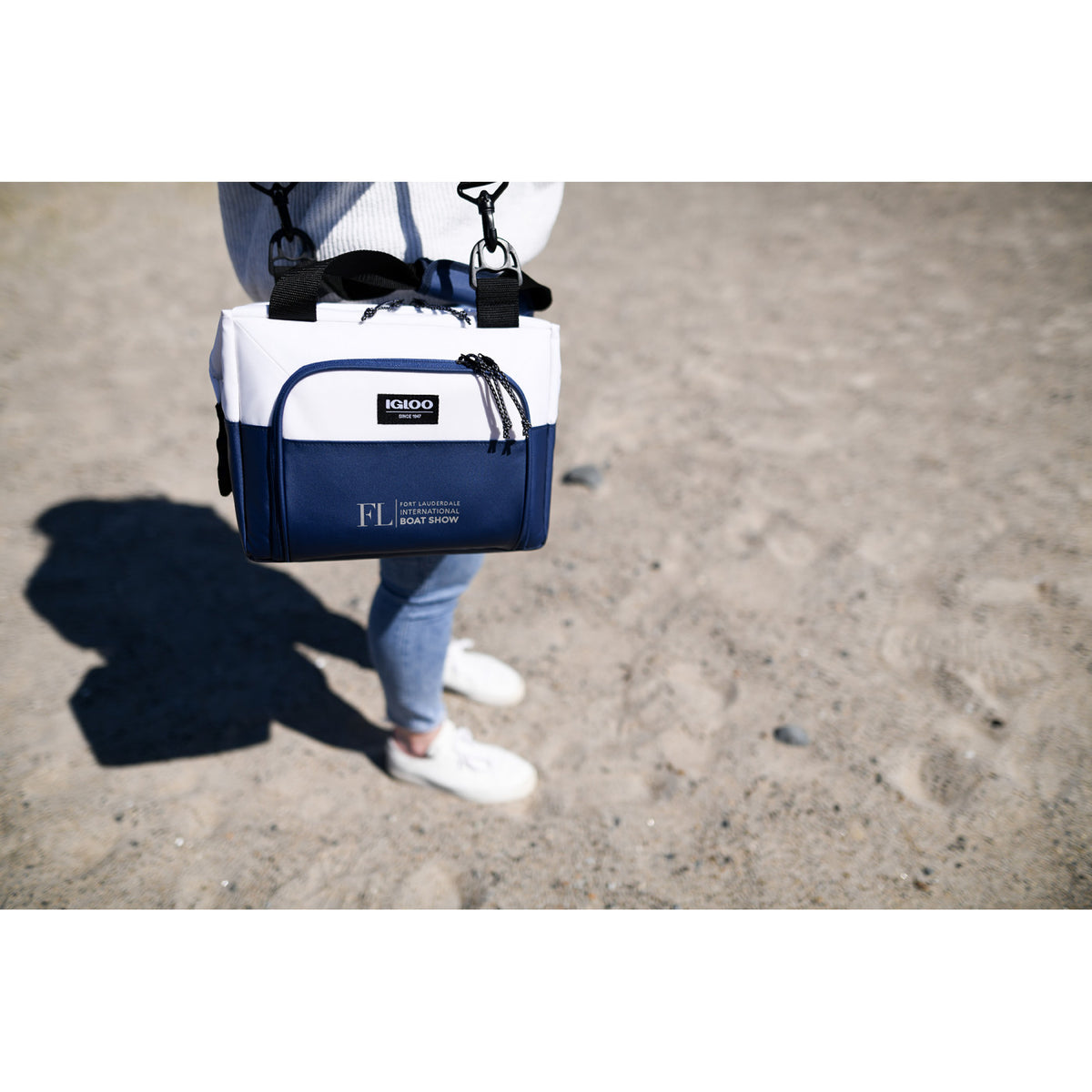 Igloo Seadrift Snap Down Cooler, 12 Cans - Navy-White - View 8