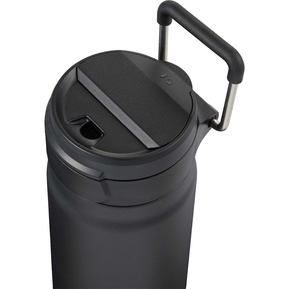 Kara Insulated Bottle with Swivel Lid in Recycled Steel, 24 oz - Black - Detail 3