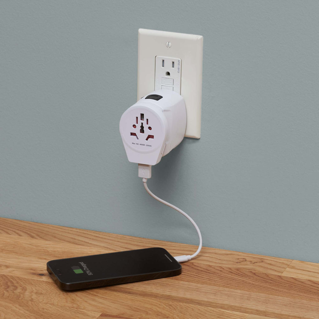Skross PRO World Travel Adapter with USB Charger - White - Front 6
